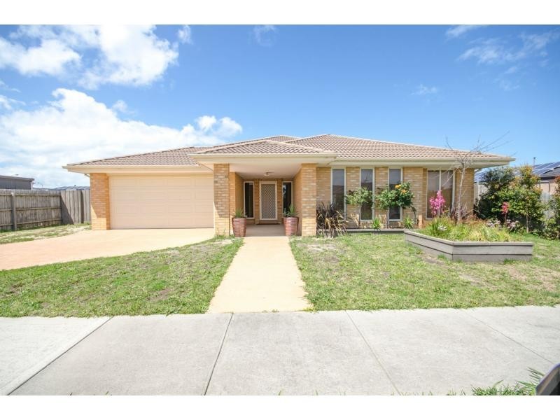 3 Milla Way, Koo Wee Rup VIC 3981