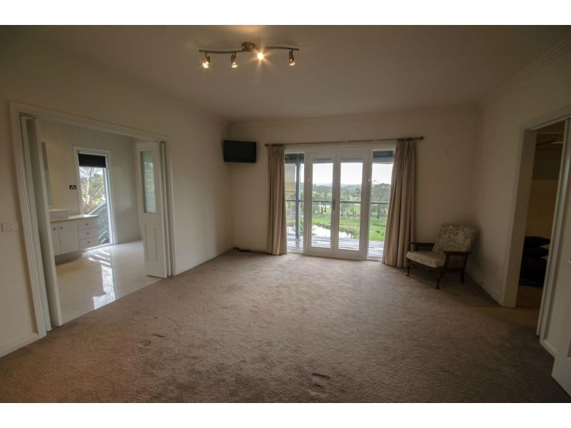 55 Henrys Road, Nyora VIC 3987