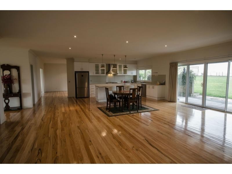 55 Henrys Road, Nyora VIC 3987