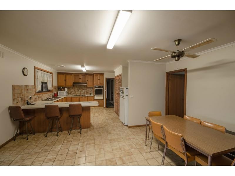 350 South Yannathan Road, Yannathan VIC 3981