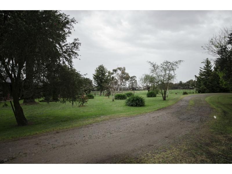 350 South Yannathan Road, Yannathan VIC 3981