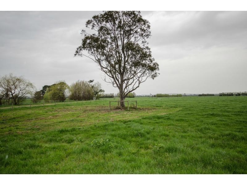 350 South Yannathan Road, Yannathan VIC 3981