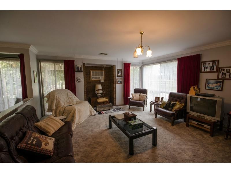 Pakenham South VIC 3810