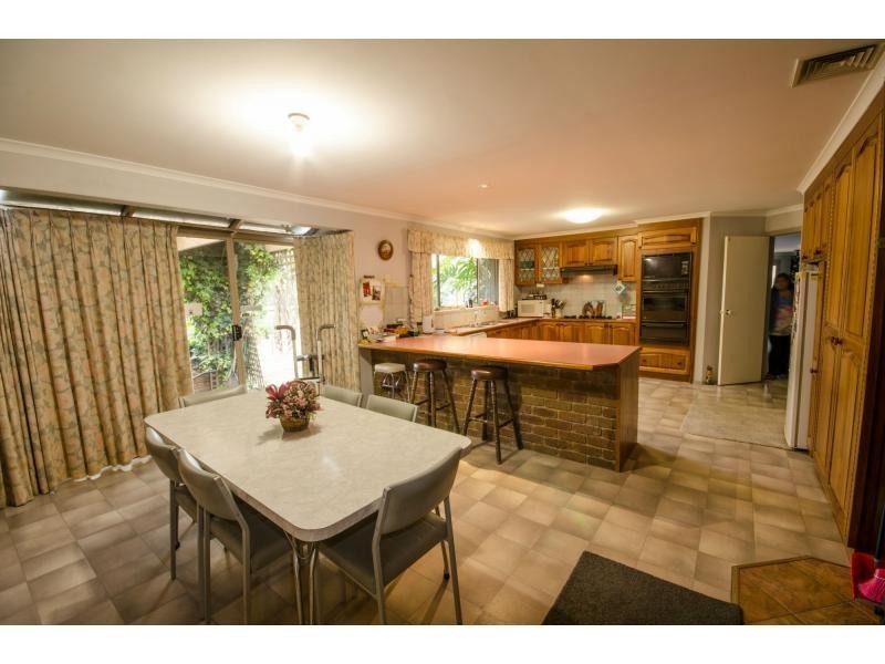 Pakenham South VIC 3810