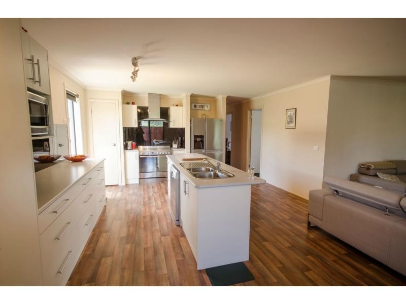 30 Townley Road, Koo Wee Rup VIC 3981