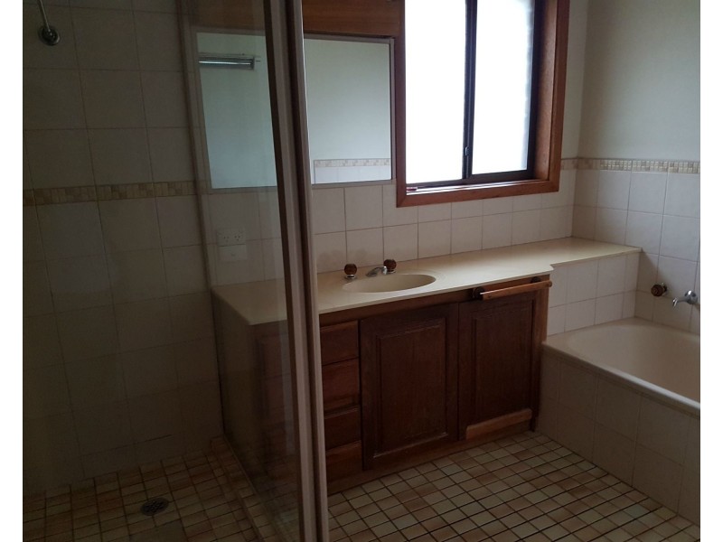 48 South Gippsland Highway, Tooradin VIC 3980