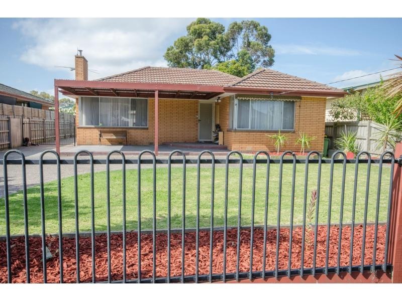 30 Henry Street, Koo Wee Rup VIC 3981