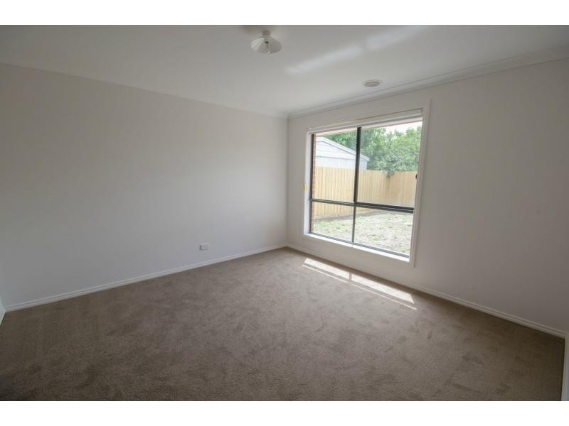 Unit 2//5 Station Street, Lang Lang VIC 3984