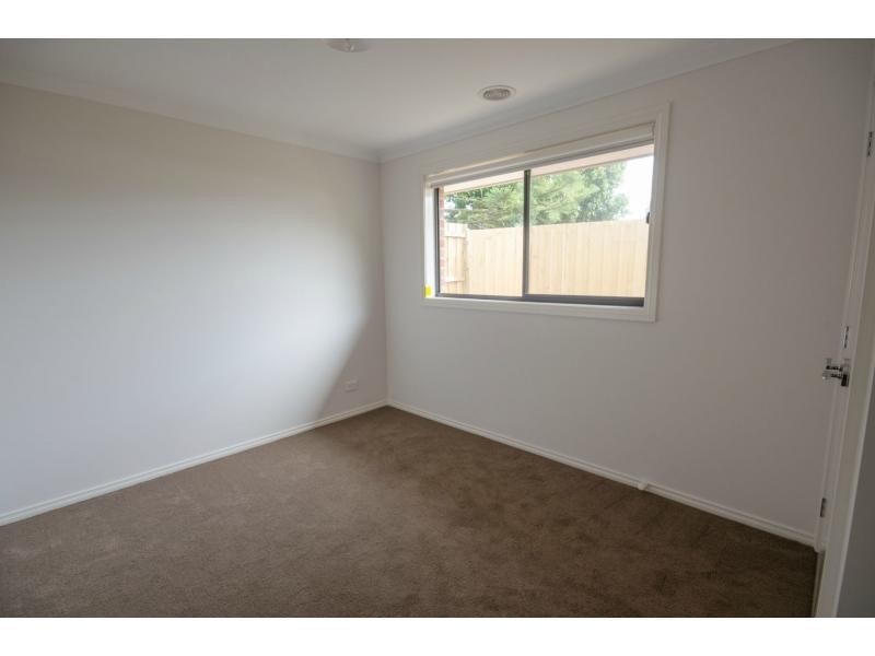 Unit 2//5 Station Street, Lang Lang VIC 3984