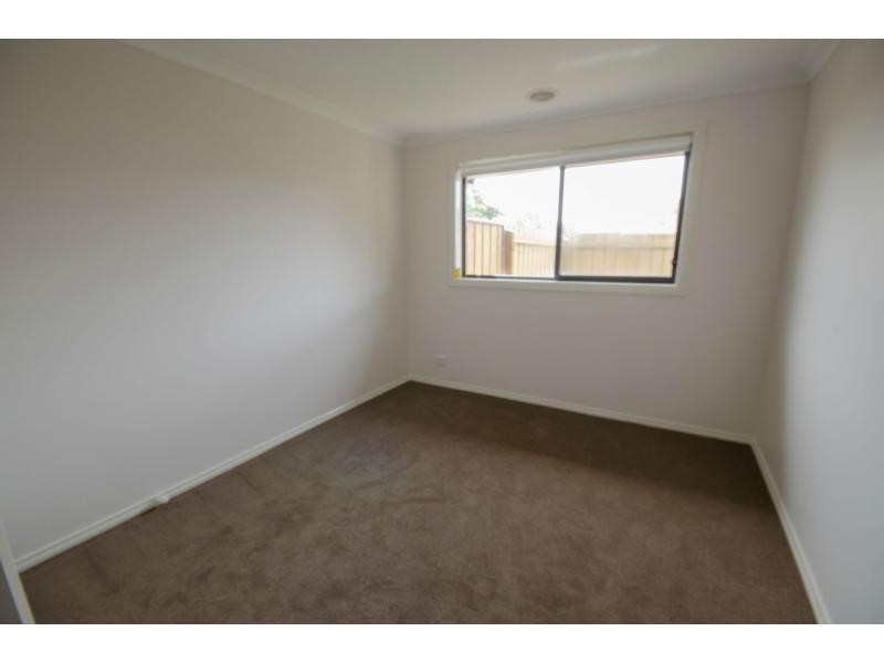 Unit 2//5 Station Street, Lang Lang VIC 3984