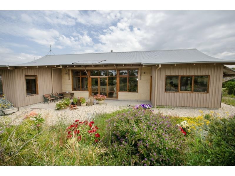 13 Carlisle Close, Nyora VIC 3987