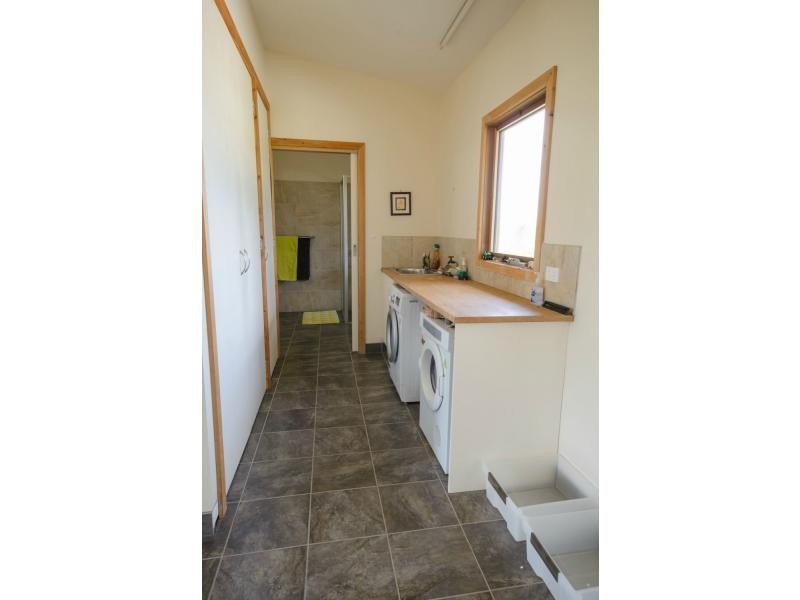 13 Carlisle Close, Nyora VIC 3987