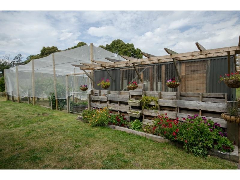 13 Carlisle Close, Nyora VIC 3987