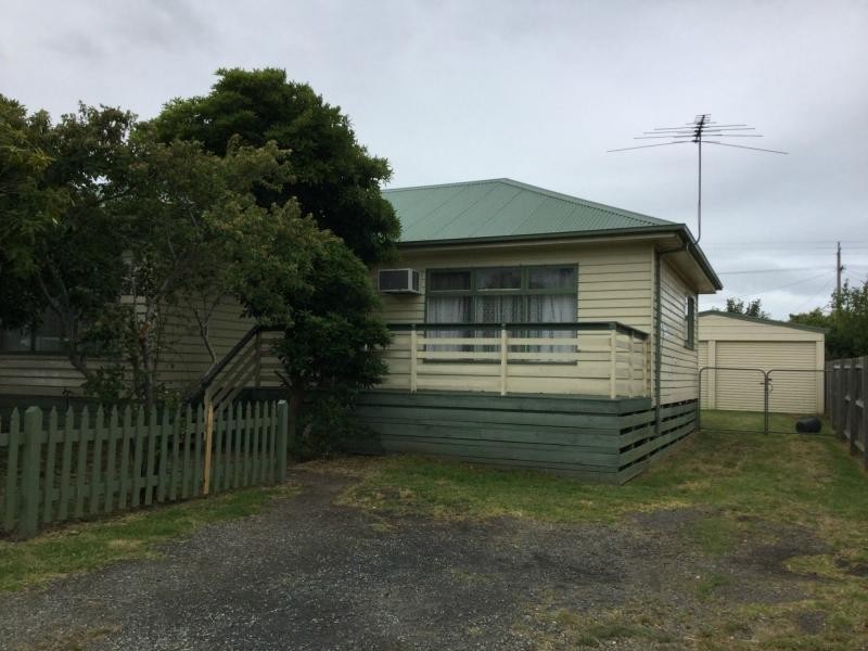 19 Lorna Doone Drive, Coronet Bay VIC 3984