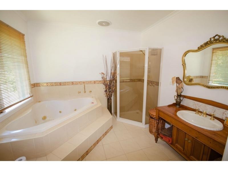 575 Boundary Drain Road, Koo Wee Rup VIC 3981