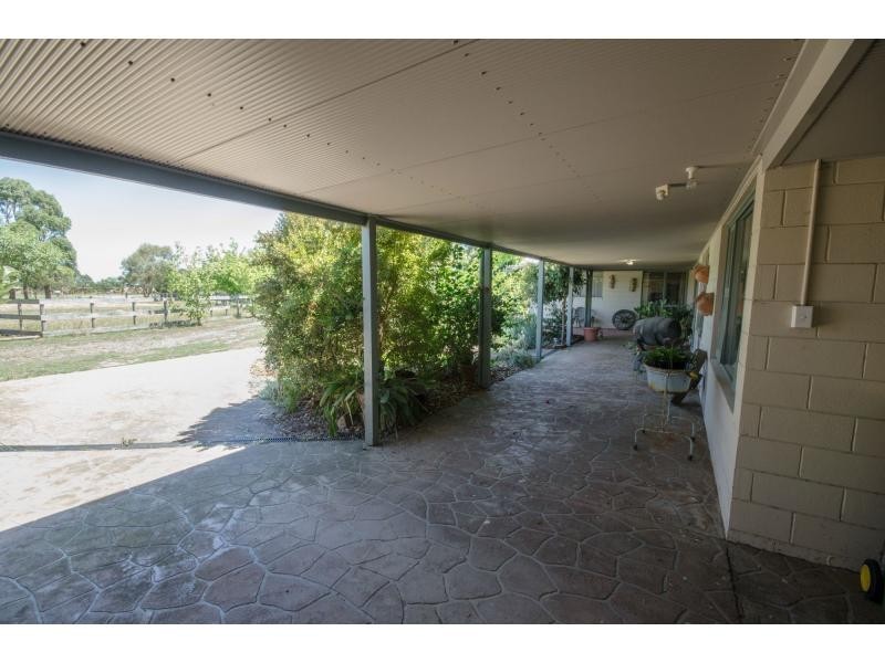 575 Boundary Drain Road, Koo Wee Rup VIC 3981