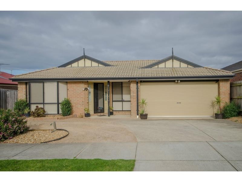 6 Cullen Drive, Lang Lang VIC 3984