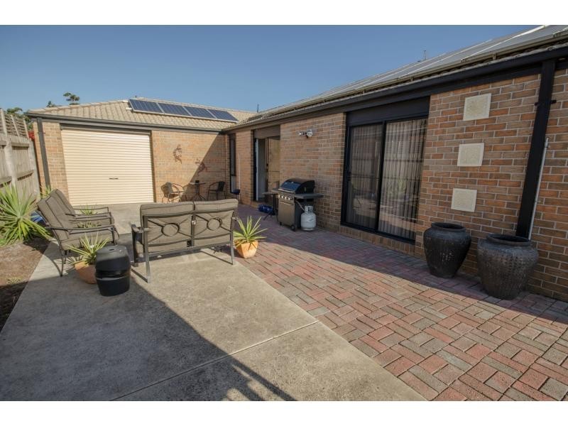 6 Cullen Drive, Lang Lang VIC 3984