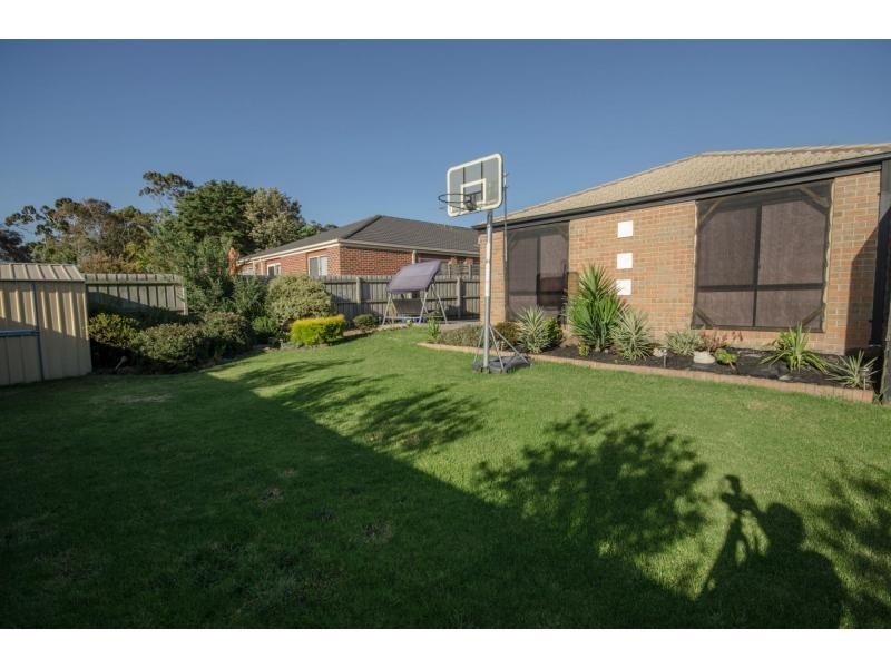 6 Cullen Drive, Lang Lang VIC 3984