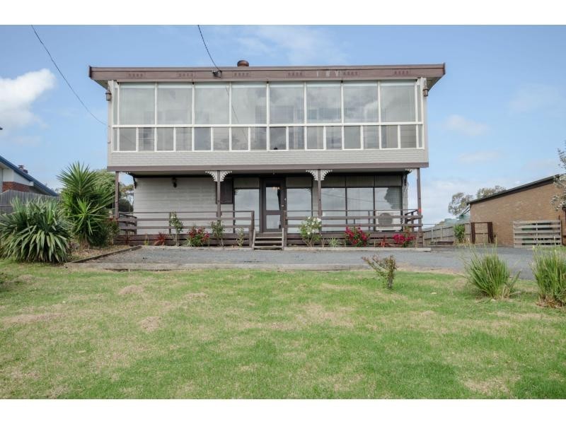 24 Foreshore Road, Jam Jerrup VIC 3984