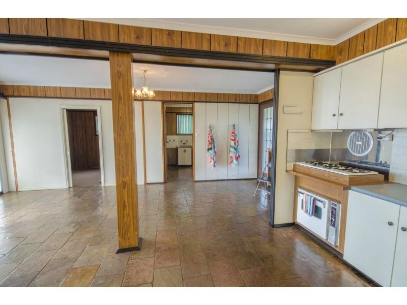 24 Foreshore Road, Jam Jerrup VIC 3984