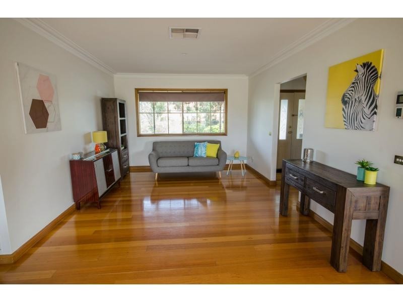 25 Supreme Close, Koo Wee Rup VIC 3981