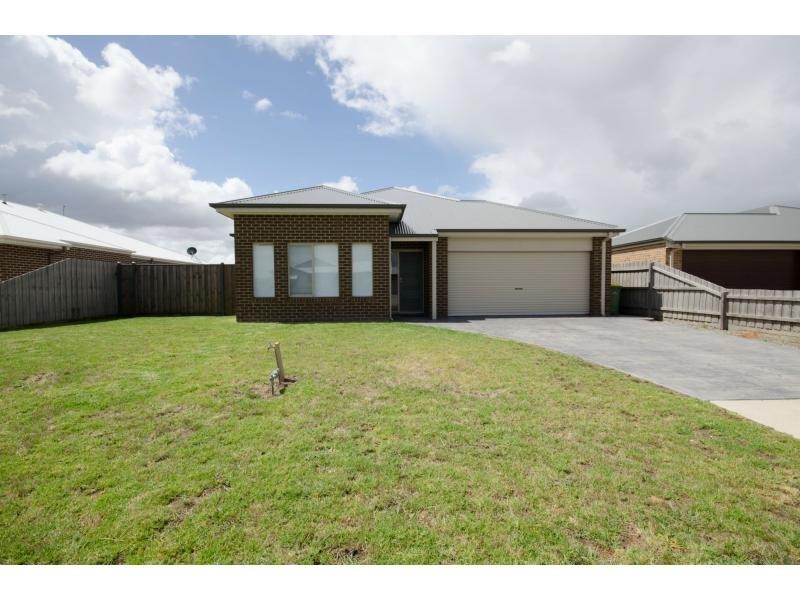 3 Diamond Drive, Koo Wee Rup VIC 3981