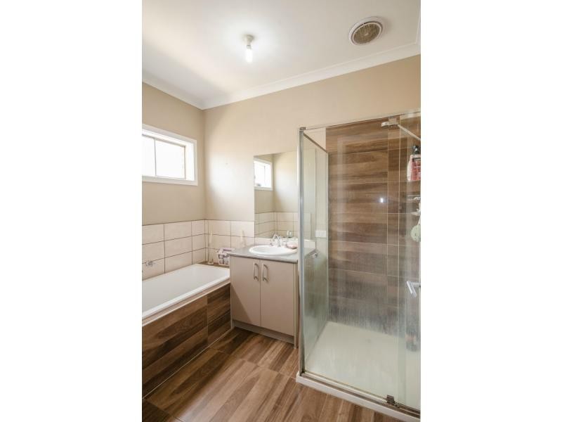 3 Diamond Drive, Koo Wee Rup VIC 3981