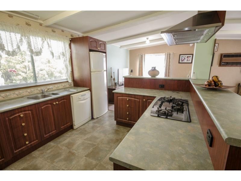 100 Coster Road, Modella VIC 3816