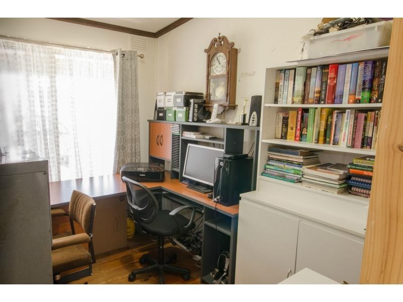 100 Coster Road, Modella VIC 3816