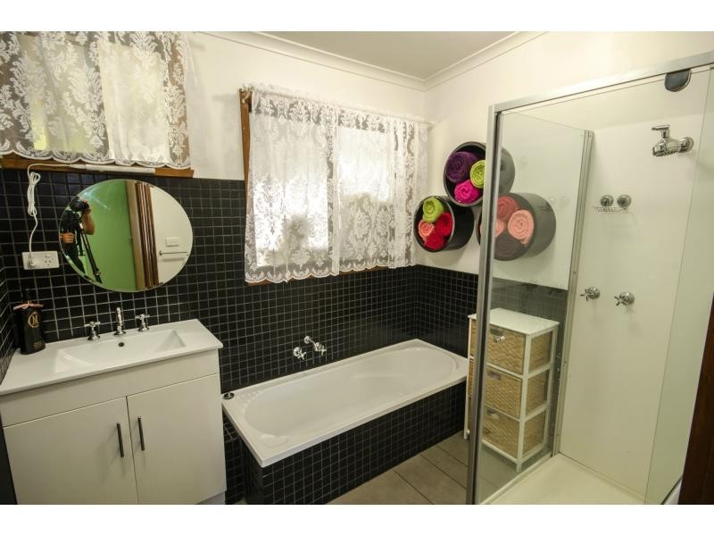 100 Coster Road, Modella VIC 3816