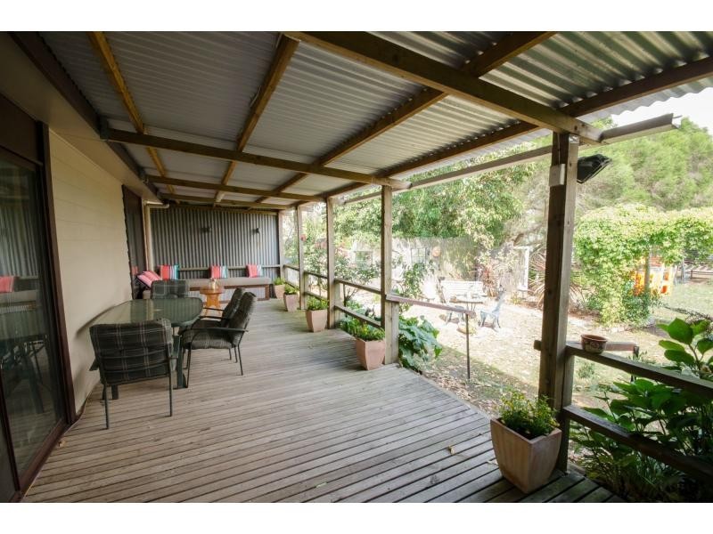 100 Coster Road, Modella VIC 3816