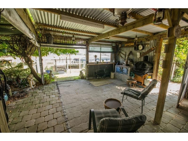 100 Coster Road, Modella VIC 3816