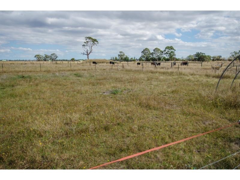 100 Coster Road, Modella VIC 3816