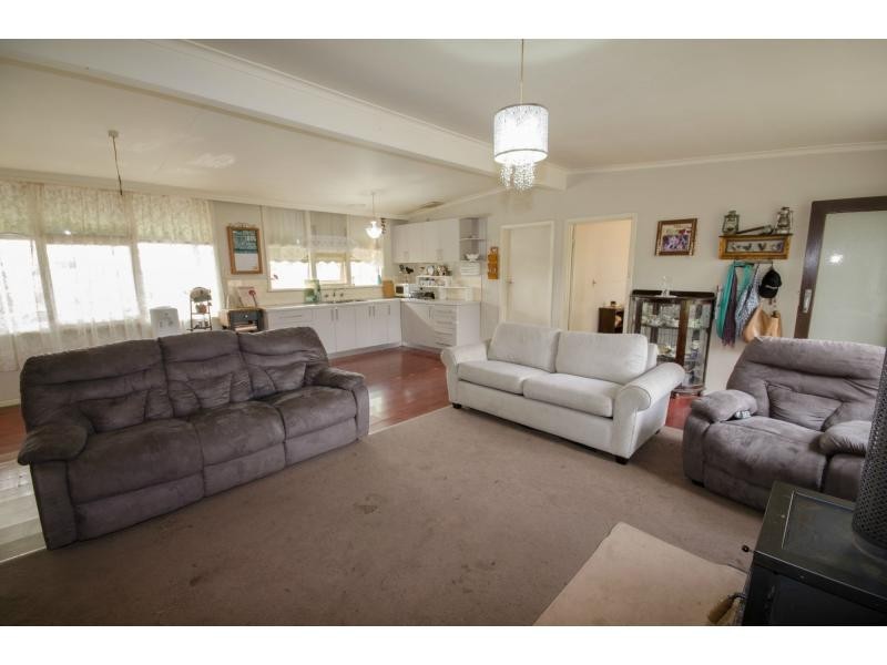 93 Pioneer Road, Lang Lang VIC 3984