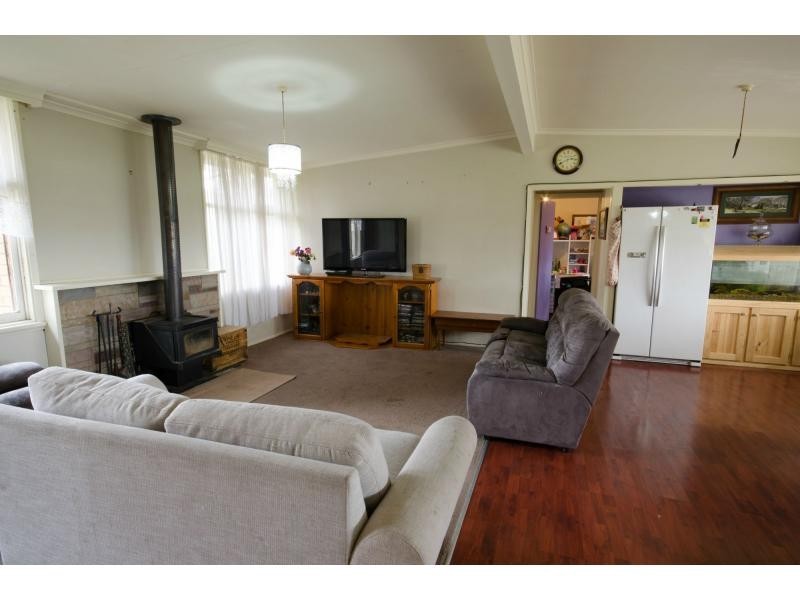 93 Pioneer Road, Lang Lang VIC 3984