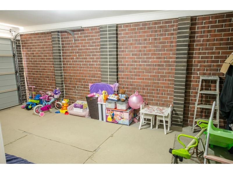 Unit 13/107 Army Road, Pakenham VIC 3810