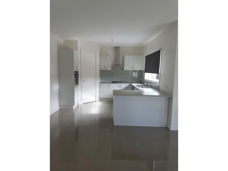 Unit 2/3 Rupert Street, Lang Lang VIC 3984