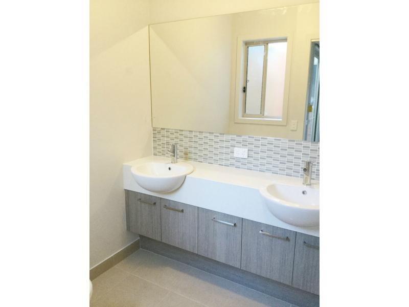 L316 Elyse Way, Clyde North VIC 3978