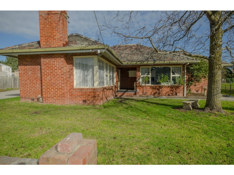 7 James Street, Lang Lang VIC 3984