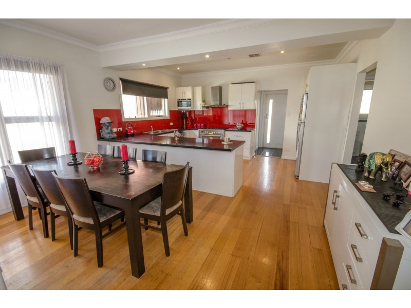 7 James Street, Lang Lang VIC 3984