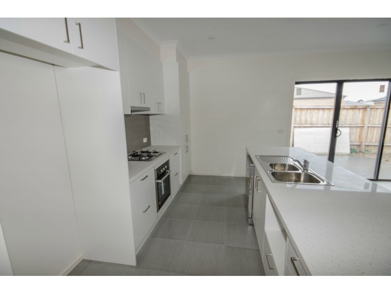 29 Rosebury Street, Lang Lang VIC 3984