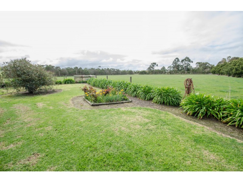 85 Bethunes Road, Koo Wee Rup VIC 3981