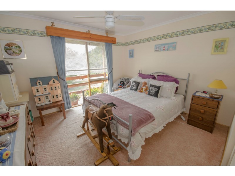 85 Bethunes Road, Koo Wee Rup VIC 3981