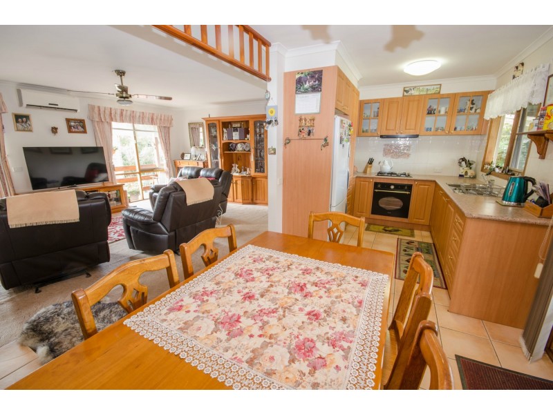 85 Bethunes Road, Koo Wee Rup VIC 3981