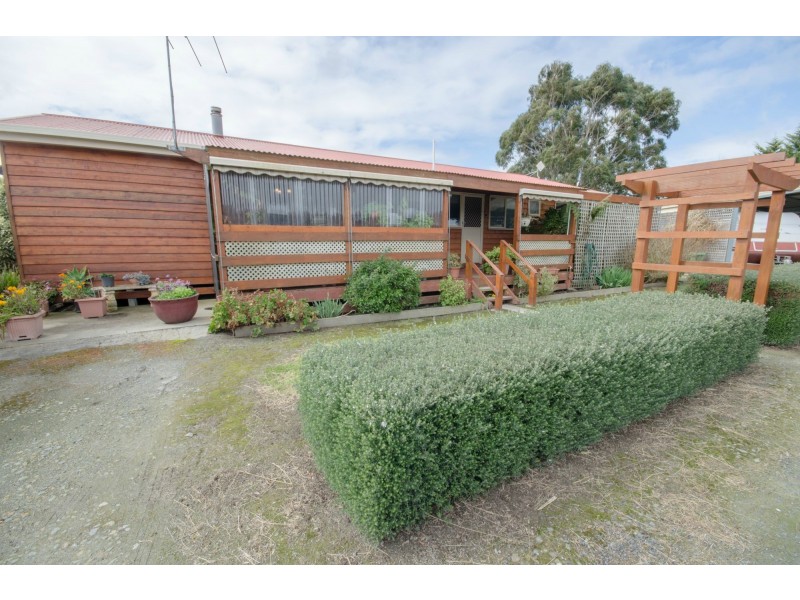 85 Bethunes Road, Koo Wee Rup VIC 3981