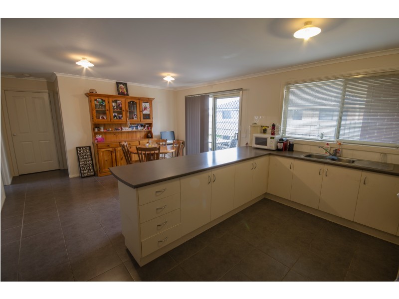 5 Barnes Way, Koo Wee Rup VIC 3981