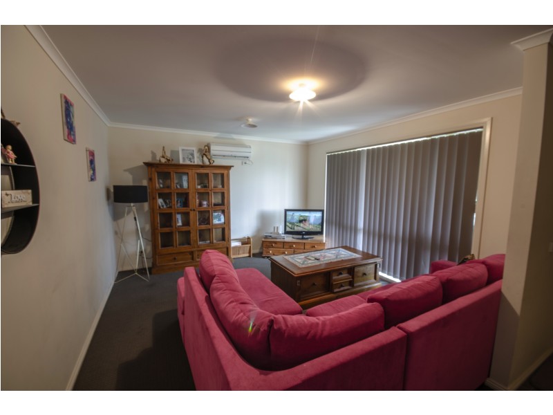 5 Barnes Way, Koo Wee Rup VIC 3981