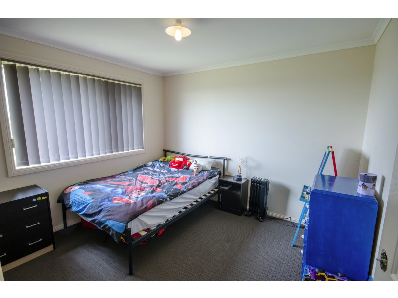 5 Barnes Way, Koo Wee Rup VIC 3981