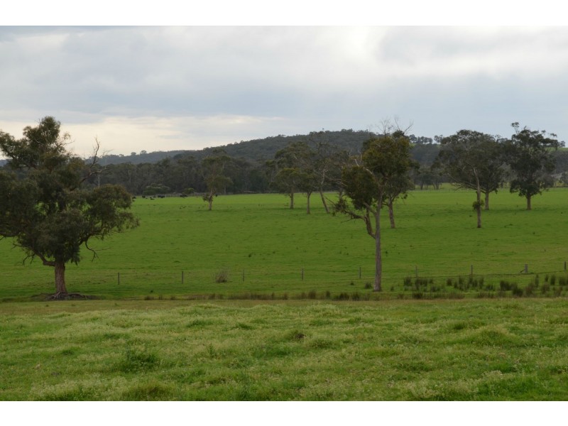 Lot 2/65 Hills Rd, Nyora VIC 3987